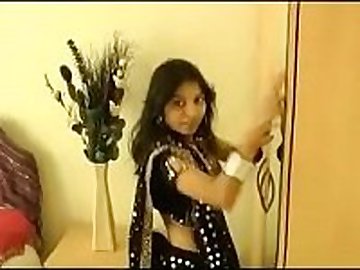 Kavya Sharma Home Alone Horny  - IndianSexMms.co