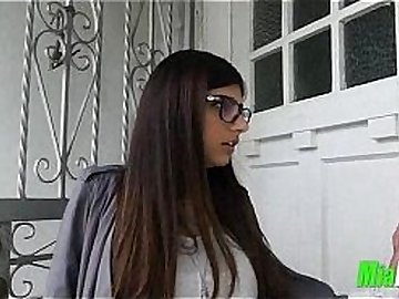 Mia Khalifa takes 2 big black cocks 1 91